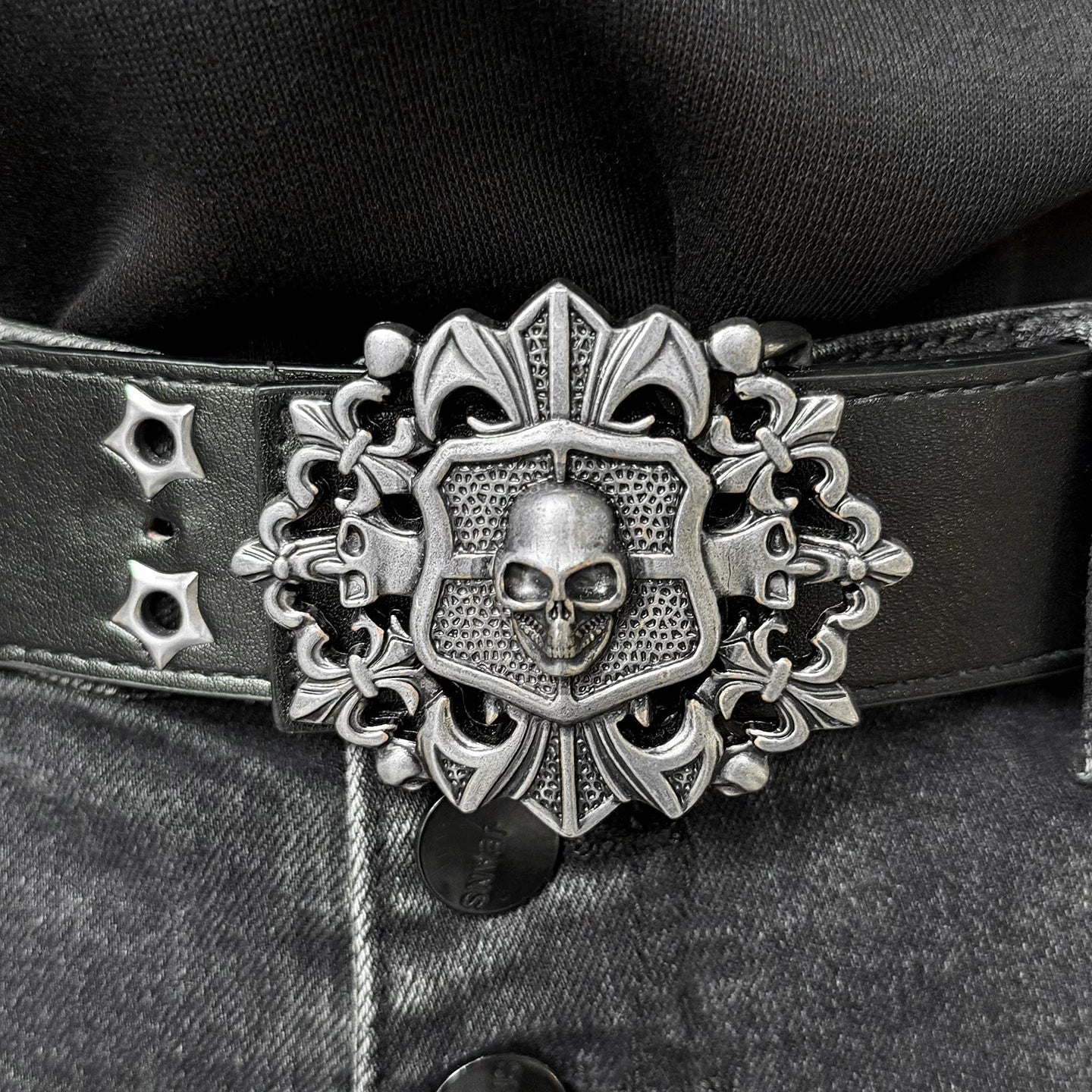 WN25135 Yang Yifan trendy brand belt men's belt jeans belt youth Korean style men's personalized perforated new product WN25135