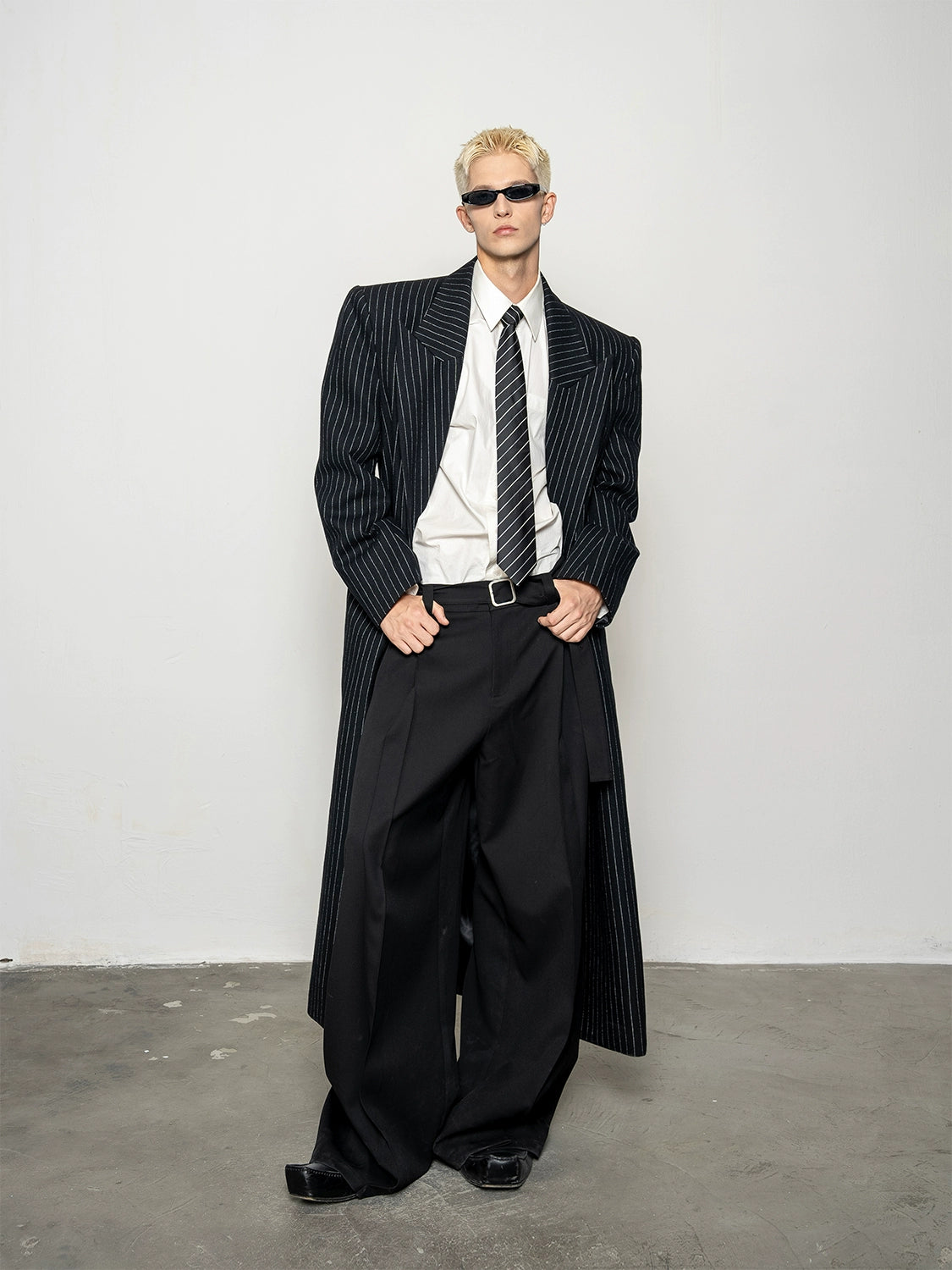 Stripe Design Wide Shoulder Coat WN20874