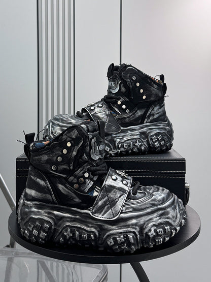 Damage Strap Buckle Platform Sneaker Boots WN24581