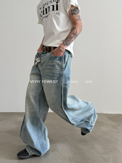 Whisker Wash Wide Leg Denim Jeans WN15286