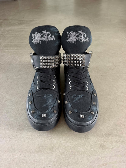 Metal Wing Stud Lace-Up Sneakers WN26709
