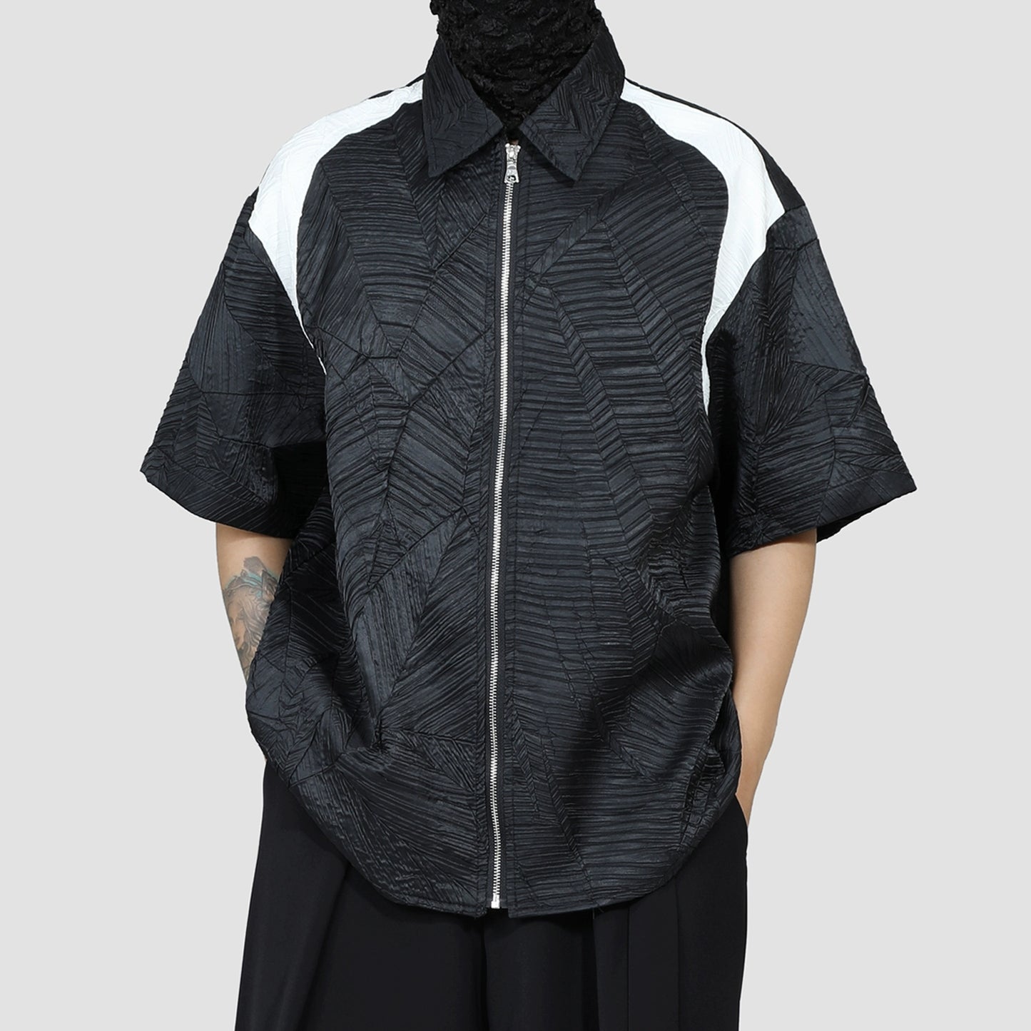 Contrast Patchwork Zipper Textured Short Sleeve Shirt WN20146