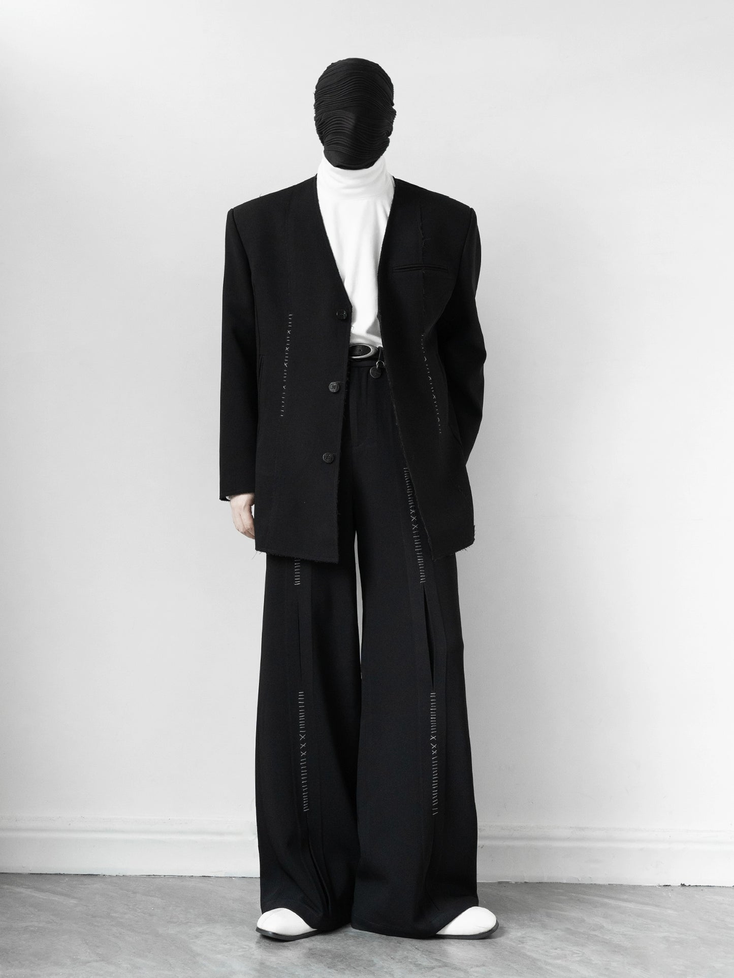 Hand-Stitched Edge Tailored Jacket & Trousers Setup WN11901