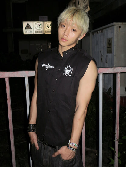 High-Neck Stud Skull Sleeveless T-Shirt WN27162
