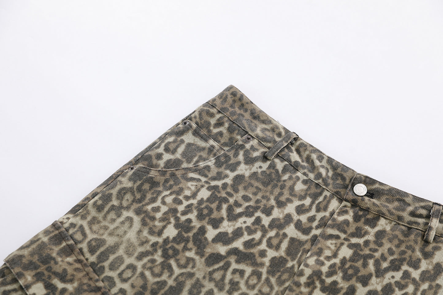 Leopard Print Multi-Pocket Wide Leg Half Pants WN25827