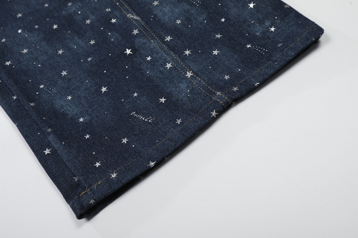 Star Print Curved Wide Leg Denim Jeans WN25696