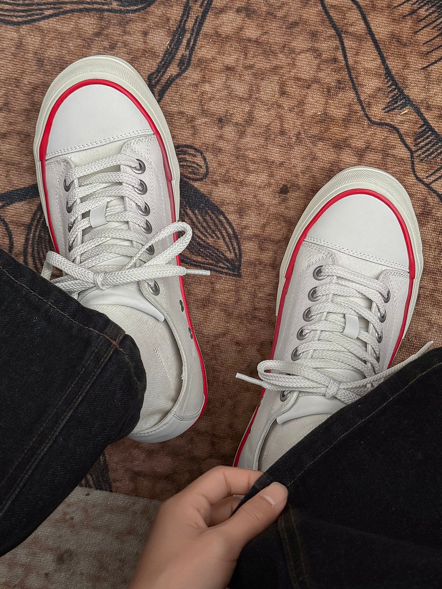 Lace Up Canvas Thick Sole Sneakers WN24501