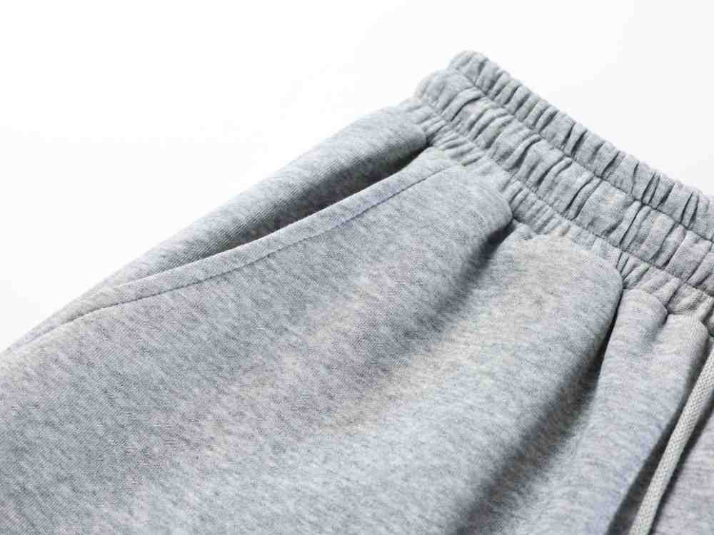 Metal Stud Graffiti Letter Print Curved Wide Leg Sweatpants WN27905