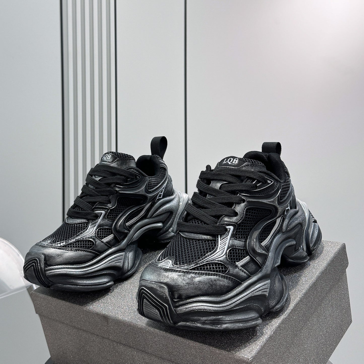 Thick-Soled Height-Increasing Dad Sneakers　WN24733