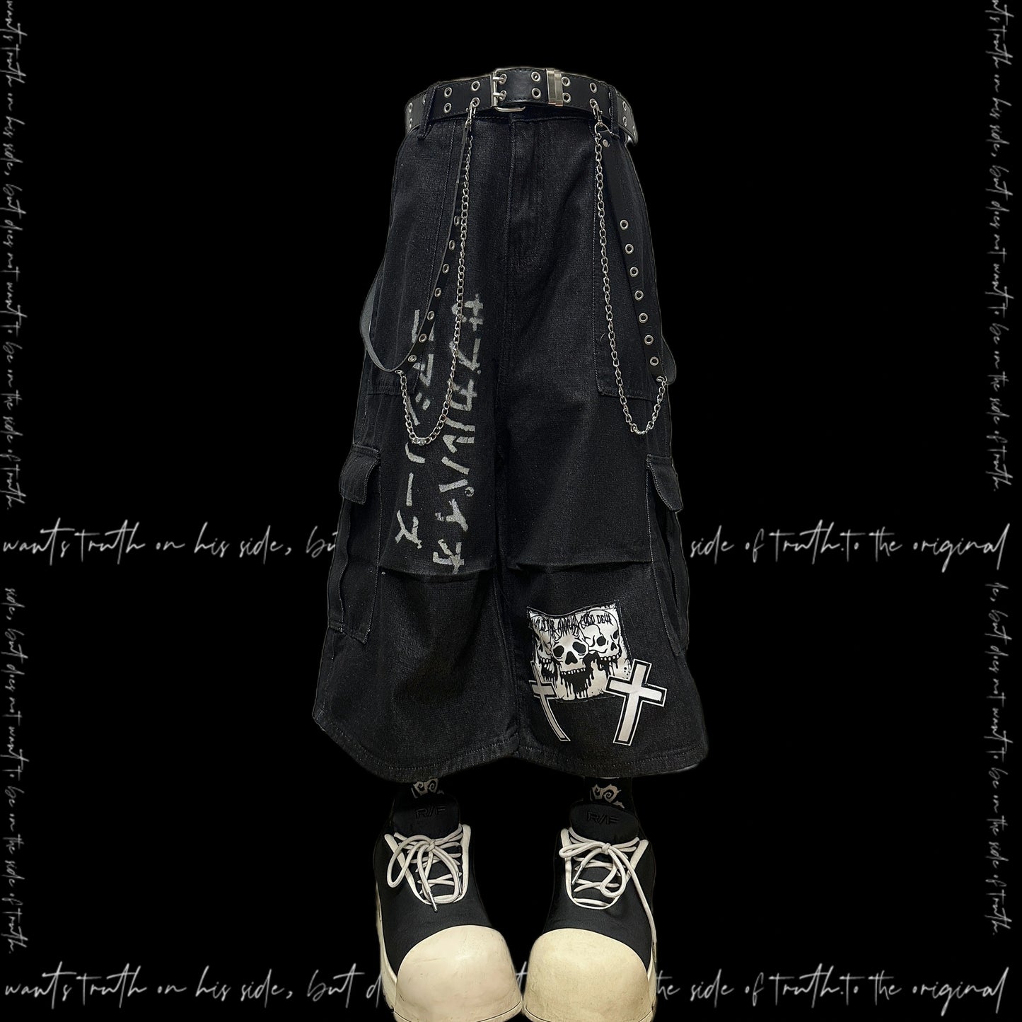 Graphic Letter Print Patchwork Wide Leg Cargo Denim Half Jeans & Belt & Chain WN20128