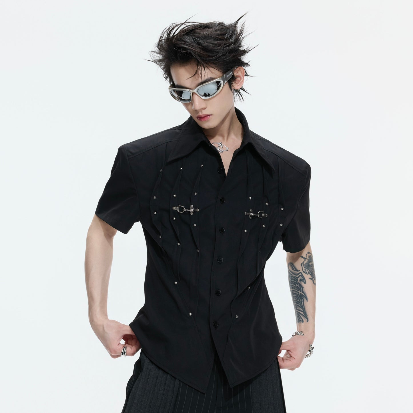 Pleats Cinched-Waist Shoulder-Pad Stud Short Sleeve Shirt WN27000