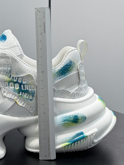 Graffiti Print Air Sole Chunky Sole Sneakers WN24620