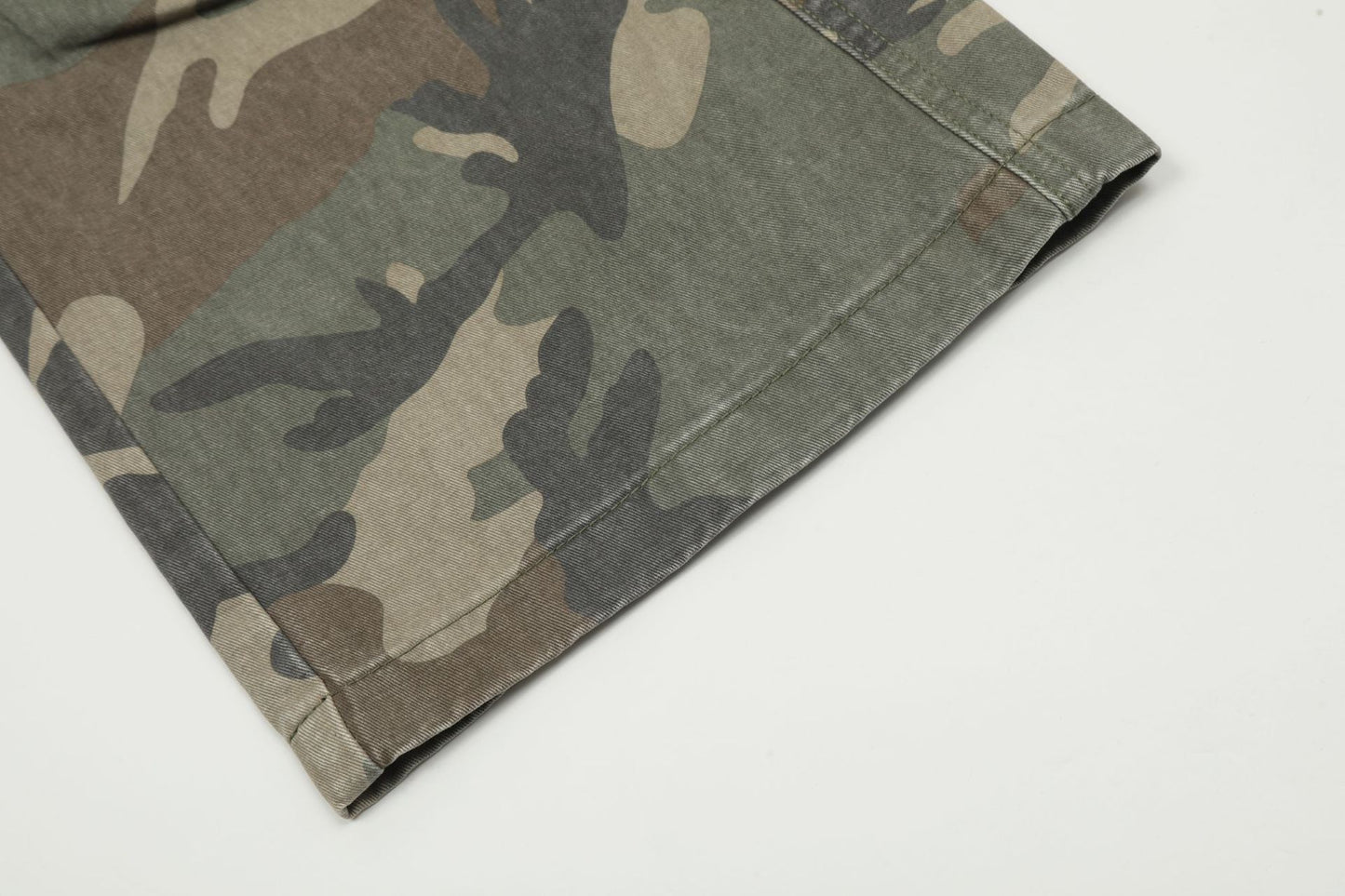 Camouflage Washed Wide-Leg Cargo Pants WN11353