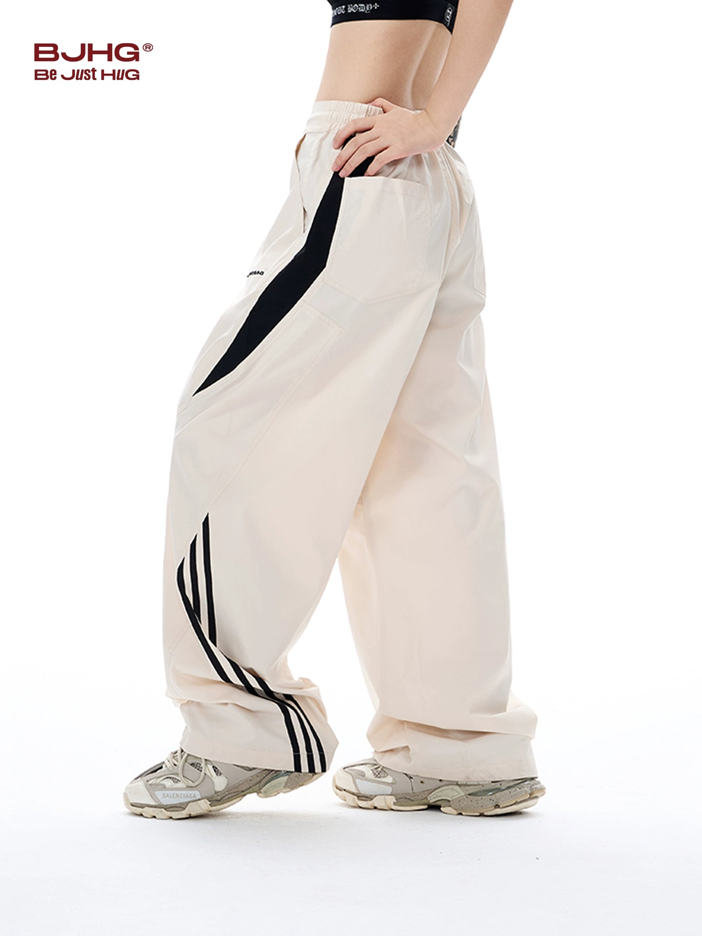 Sporty Wide-Leg Straight Pants WN9715