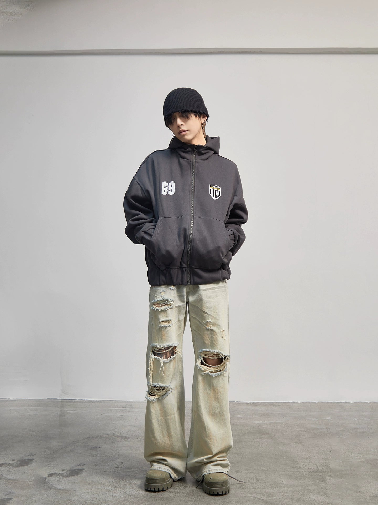 Letter Embroidery Print Zipper Hoodie WN21176