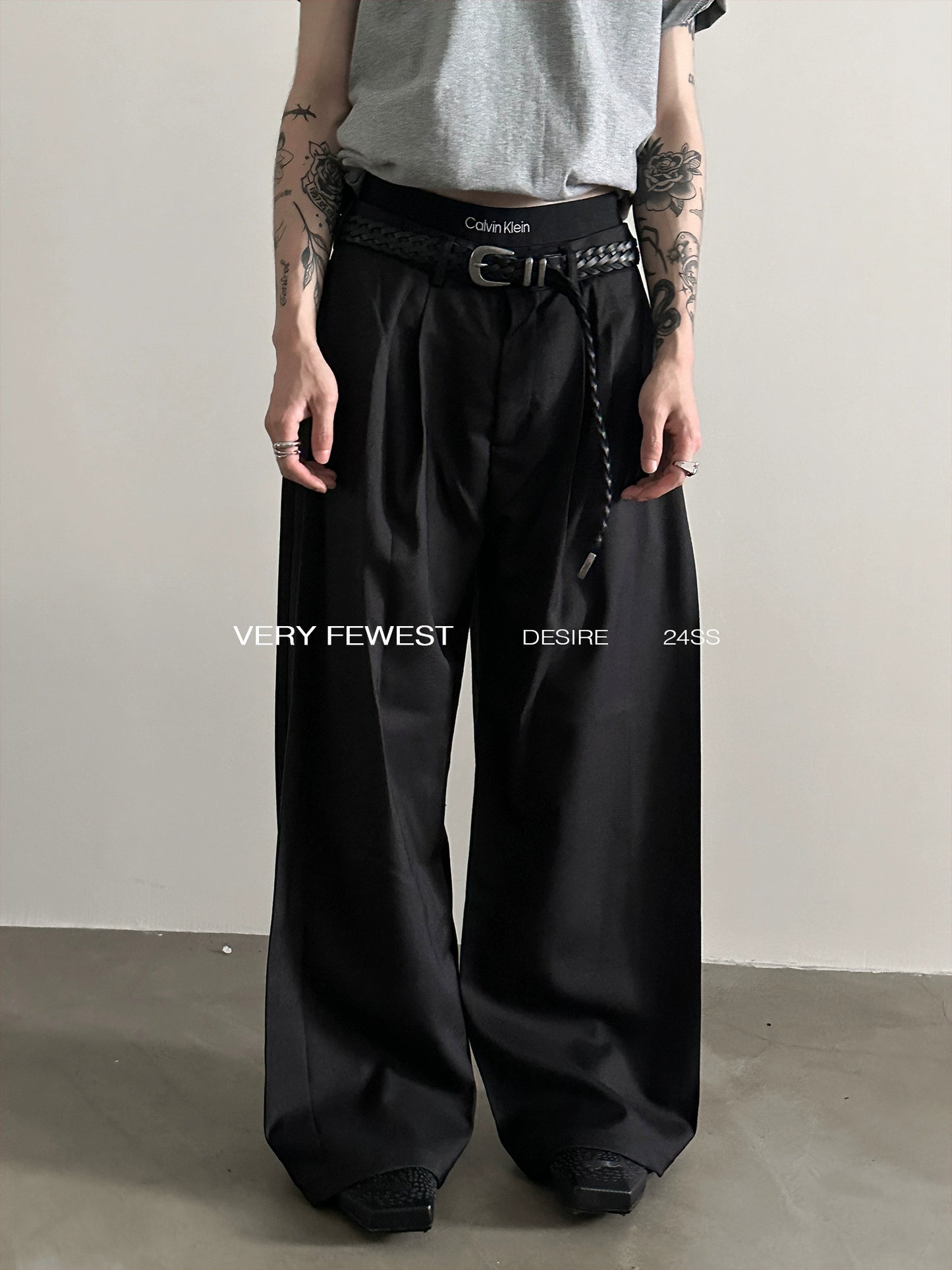 Wide-Leg Straight Tuck-in Trousers WN8884