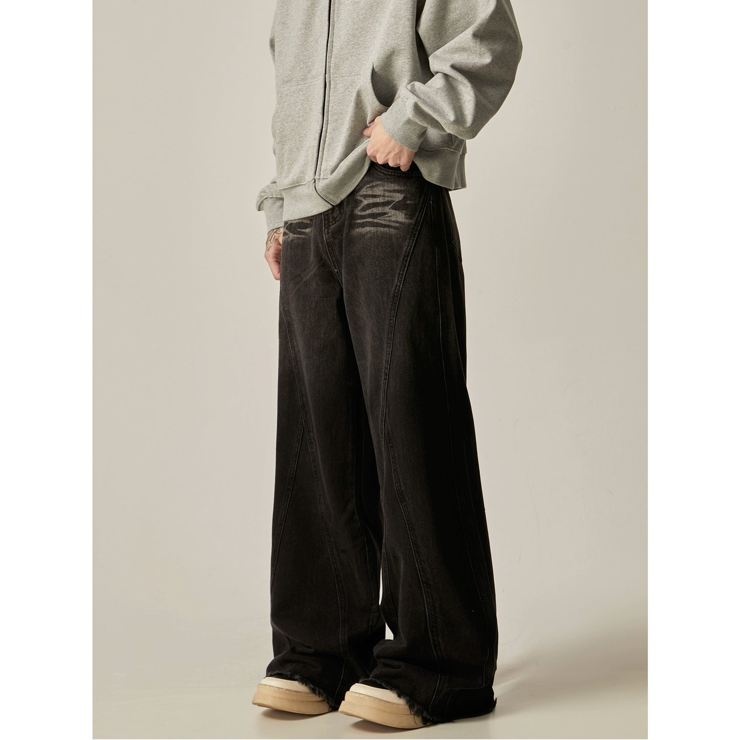 Wide-leg Washed Flare Denim Jeans WN6237