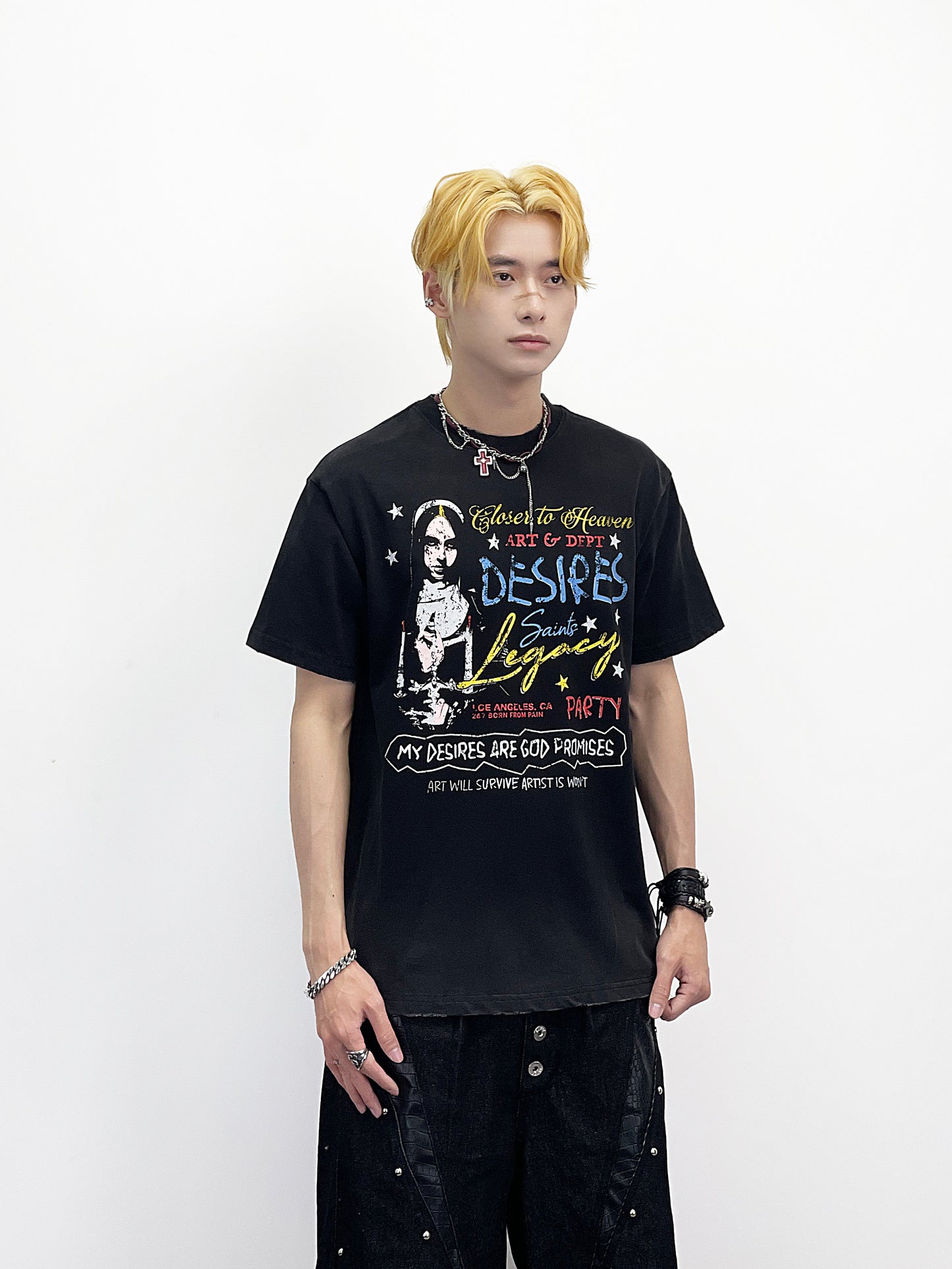 Graffiti Letter Print Oversize Short Sleeve T-Shirt WN24288