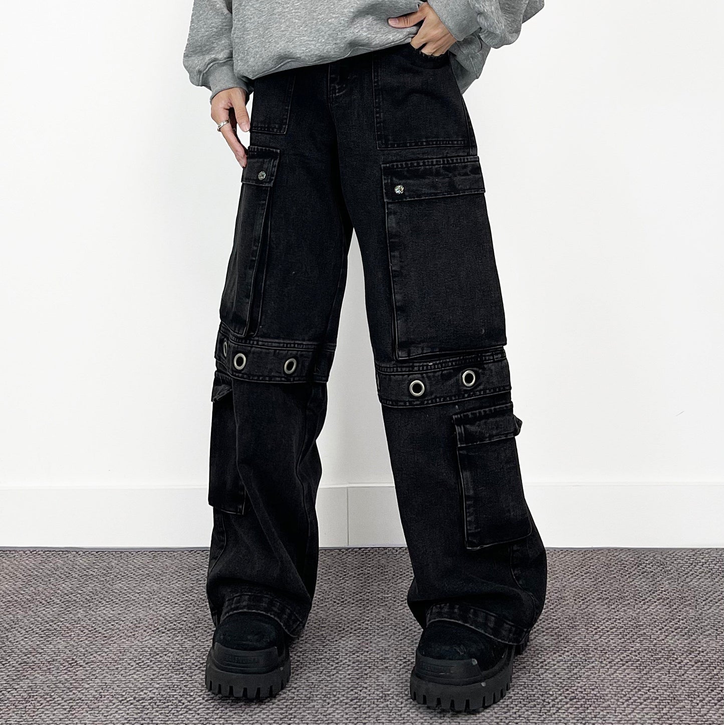 Multi Pocket Strap Detail Wide Leg Denim Jeans WN24289