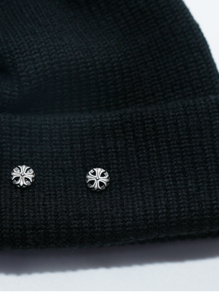 Cross Rivet Knit Hat WN21107