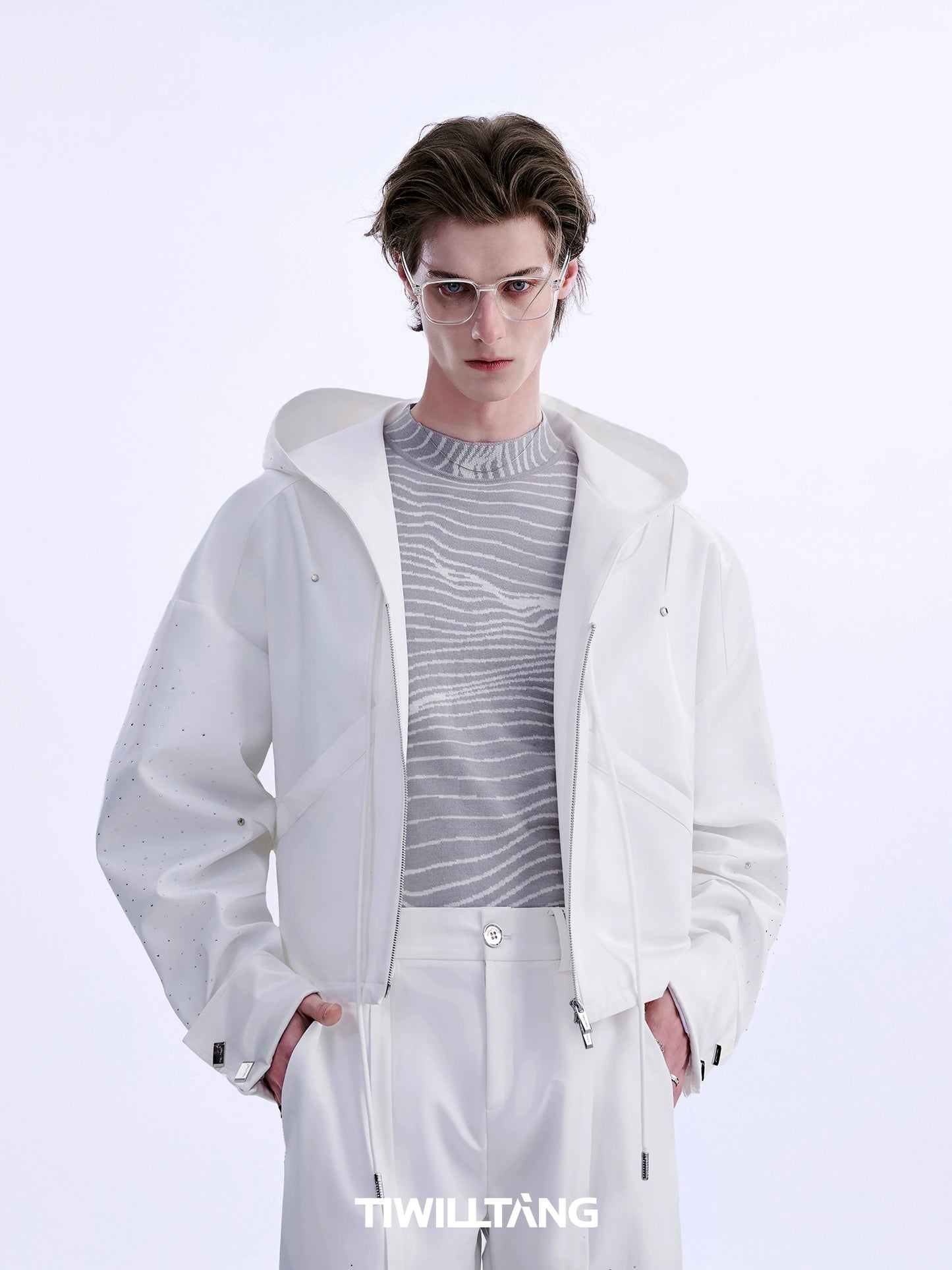 Short Hooded Jacket & Tuck-in Trousers Setup WN10727