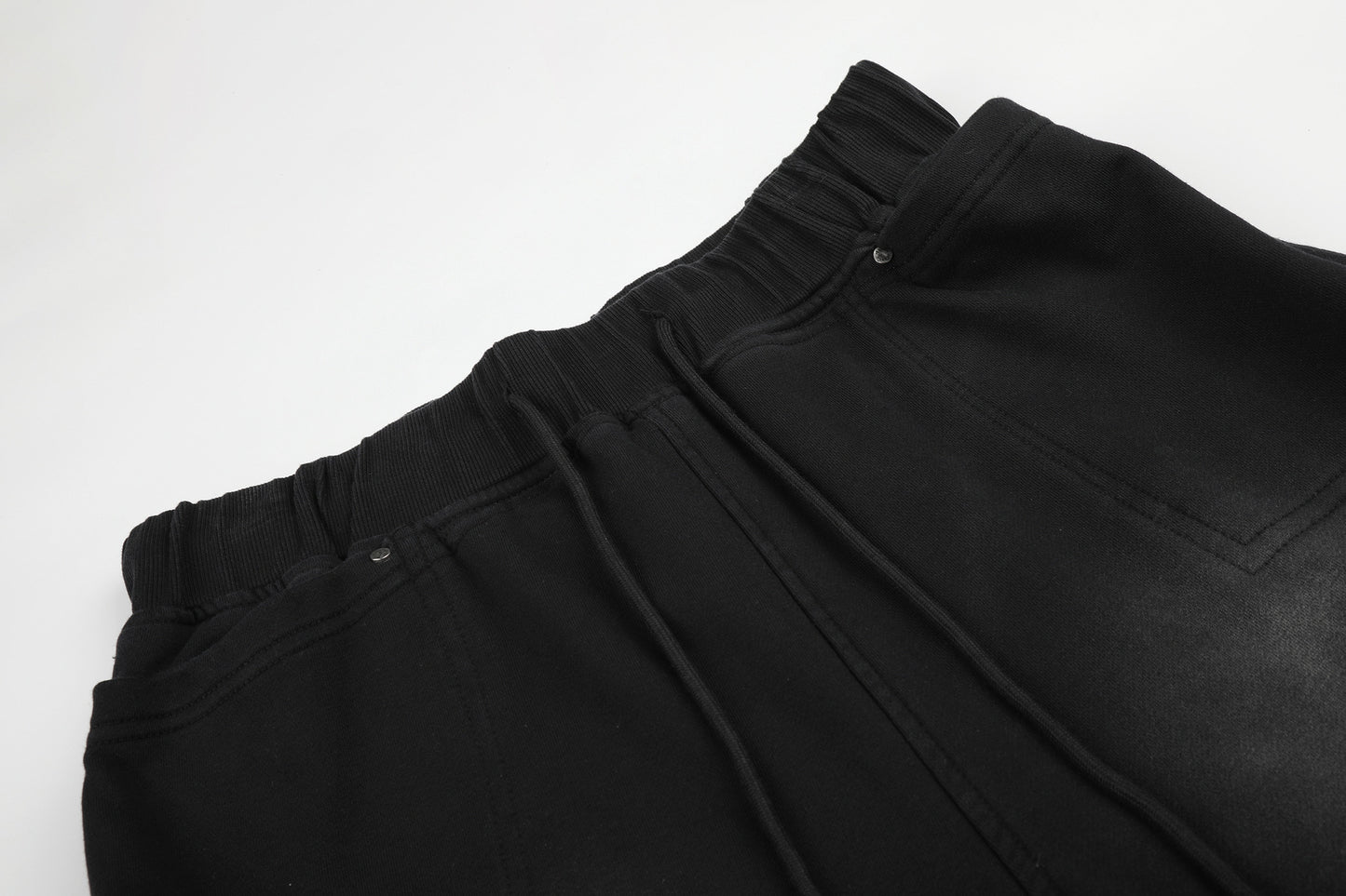Washed Wide Leg Half Sweatpants WN26127