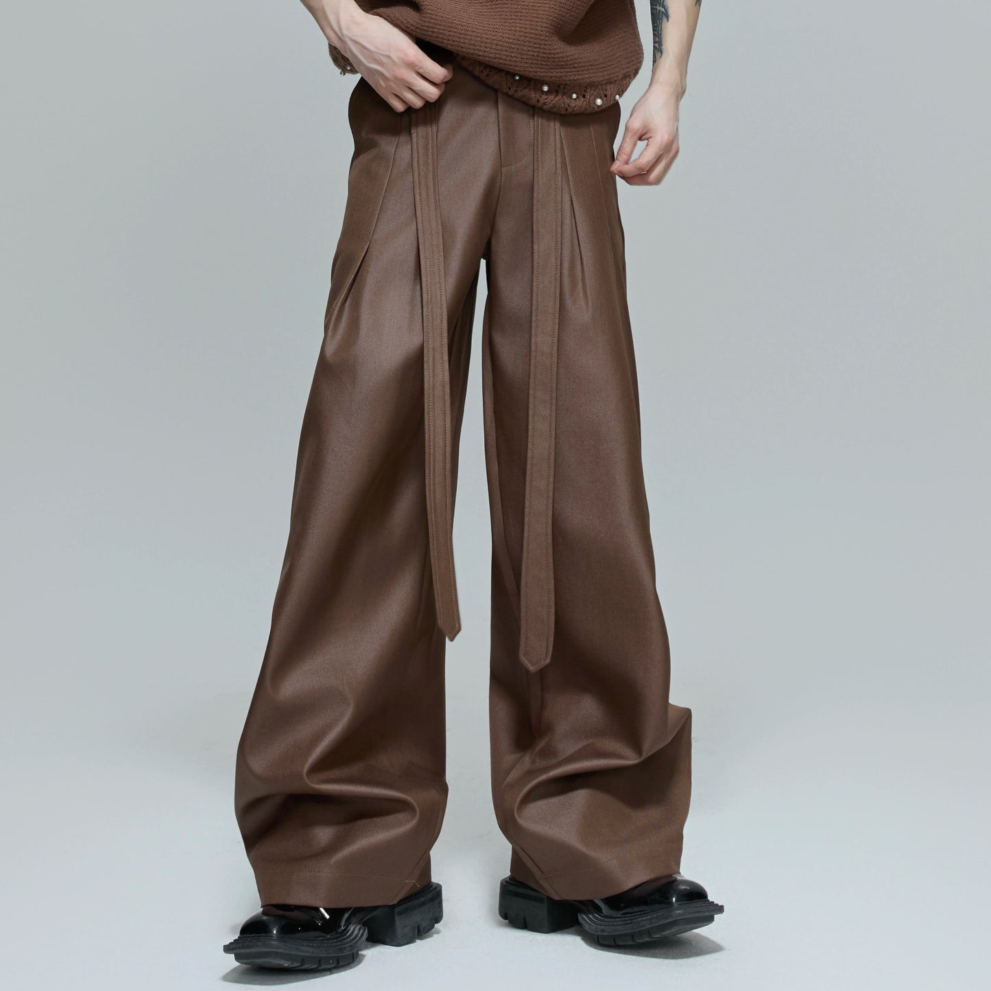 Glossy Pleated Straight Belted Trousers WN21701