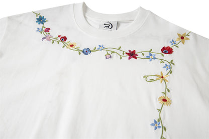 Floral Embroidery Necklace Print Short Sleeve T-Shirt WN26872