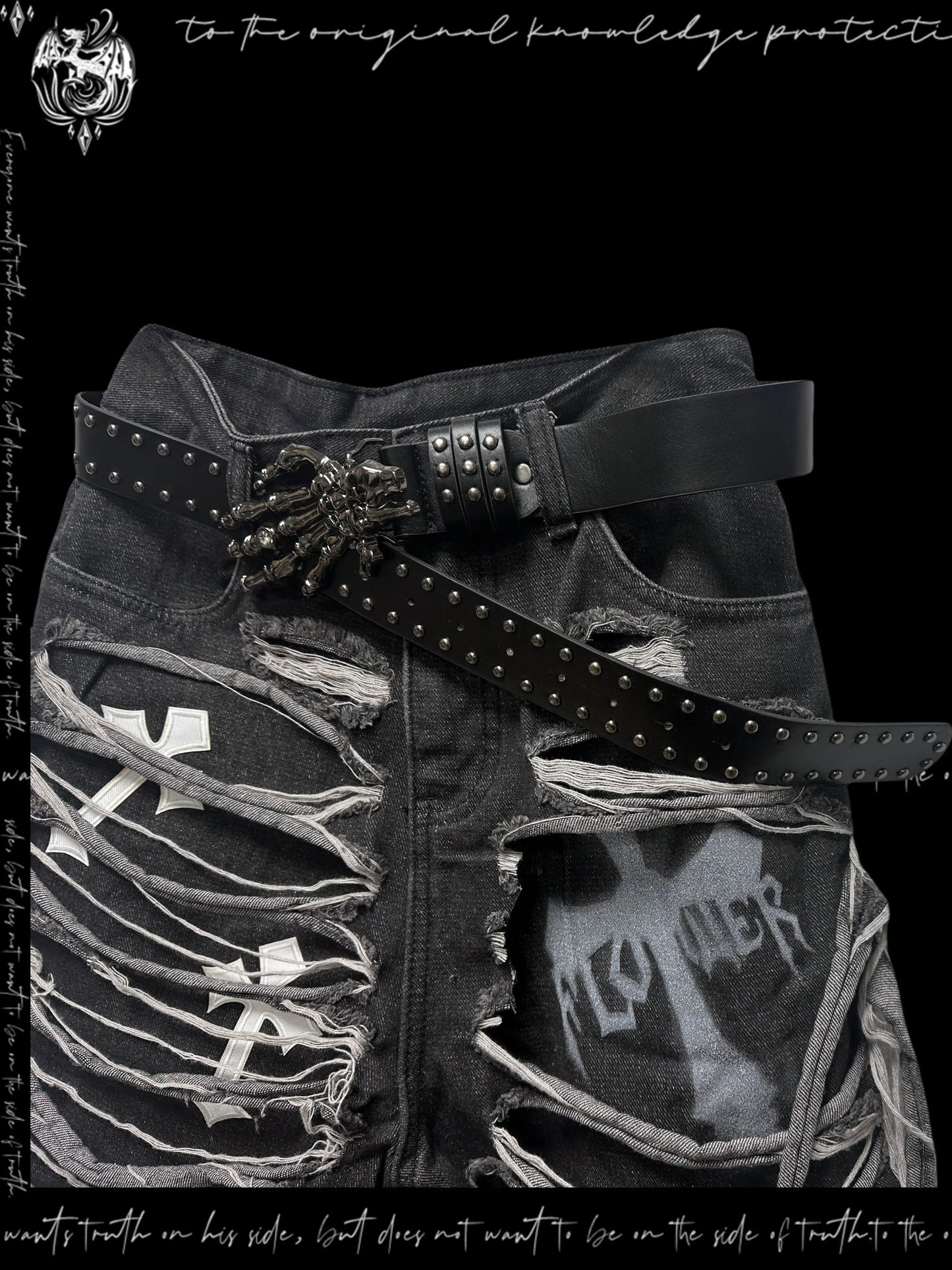 Washed Damage Design Five Pocket Half Denim Jeans & Belt & Waist Chain WN20092