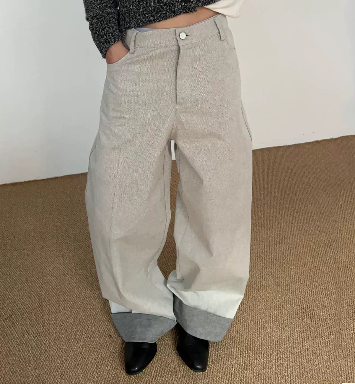 Two Color Cuffed Denim Jeans WN21604