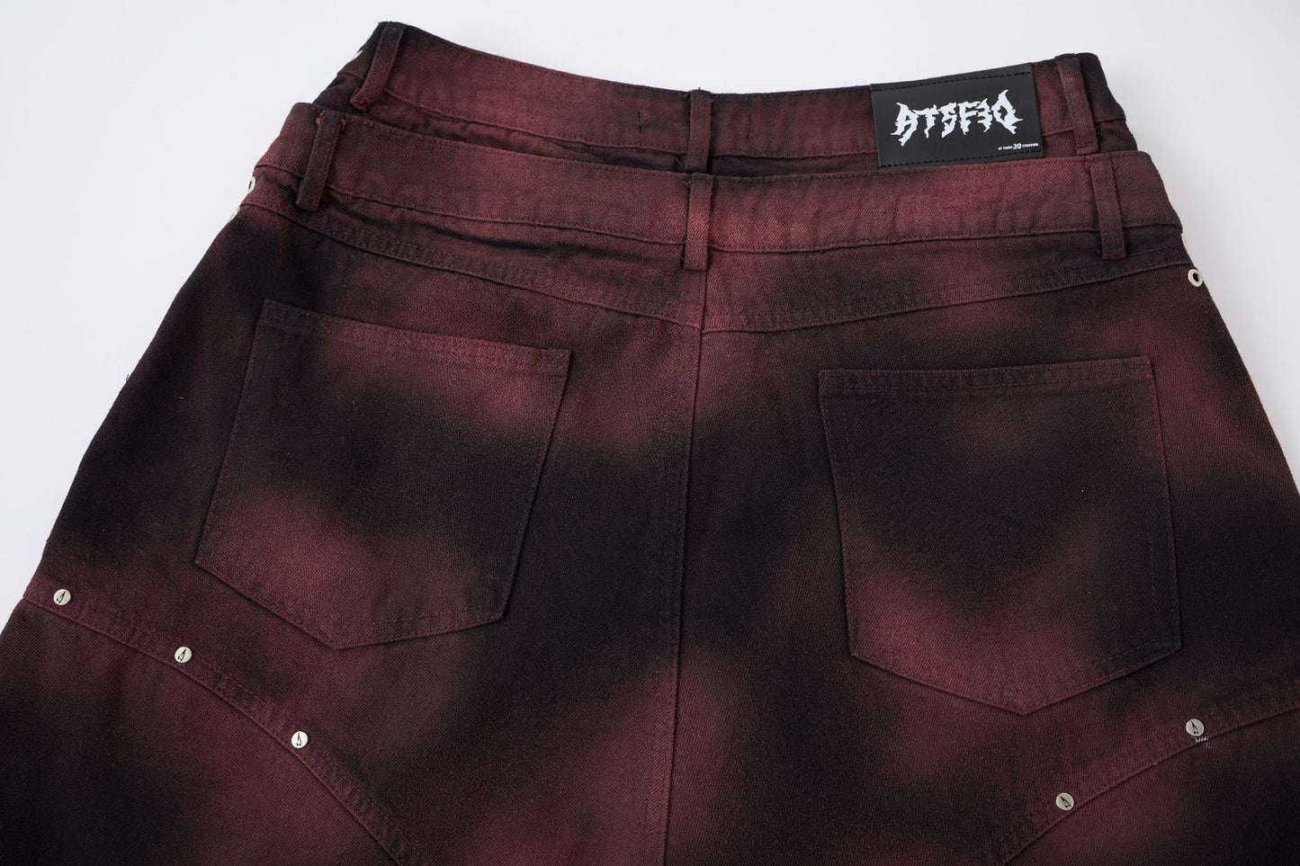 Washed Graffiti Dirty-Dye Denim Half Pants WN25741