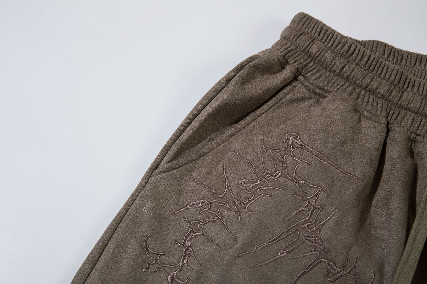 Suede Embroidery Wide Leg Half Pants WN16205