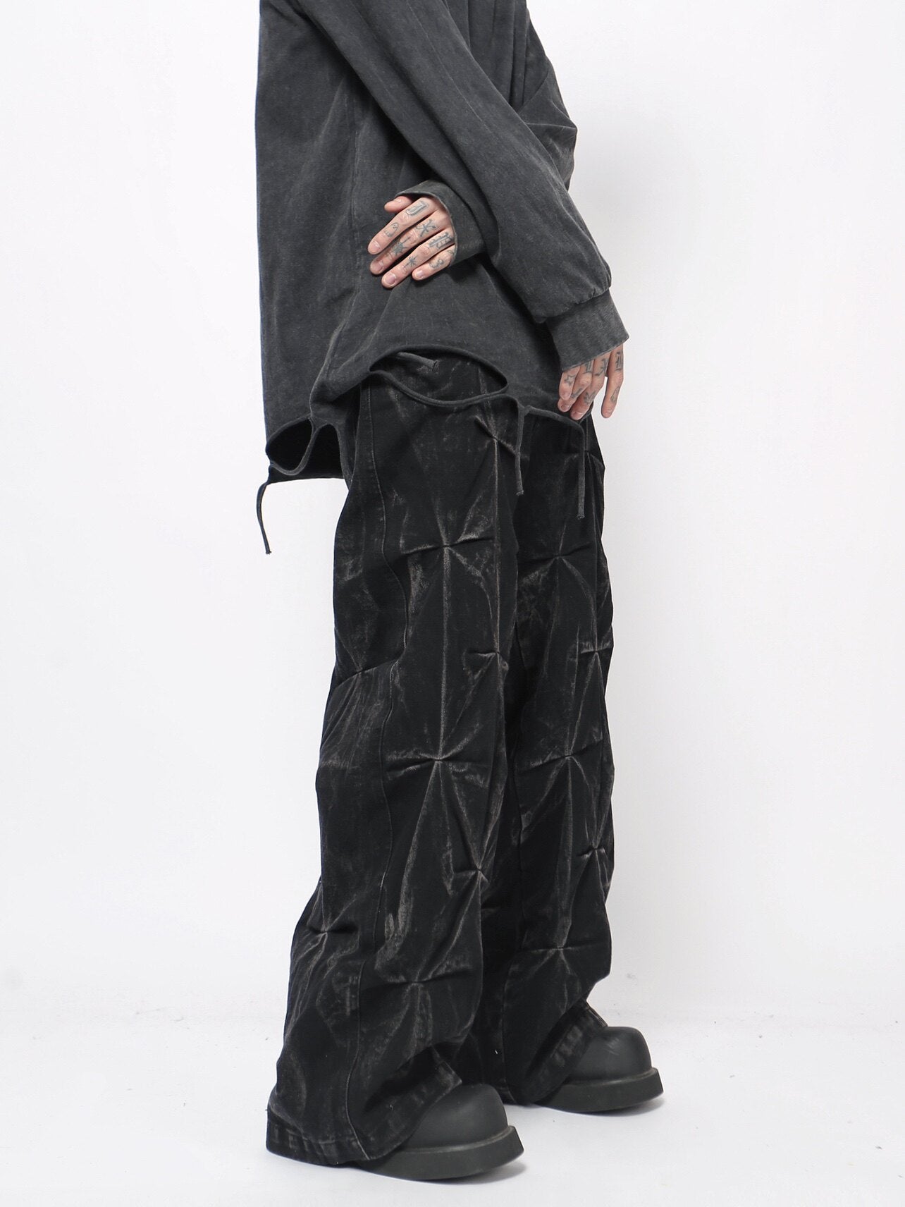 Tie-Dye Pleats Damage Wide Leg Denim Jeans WN24450