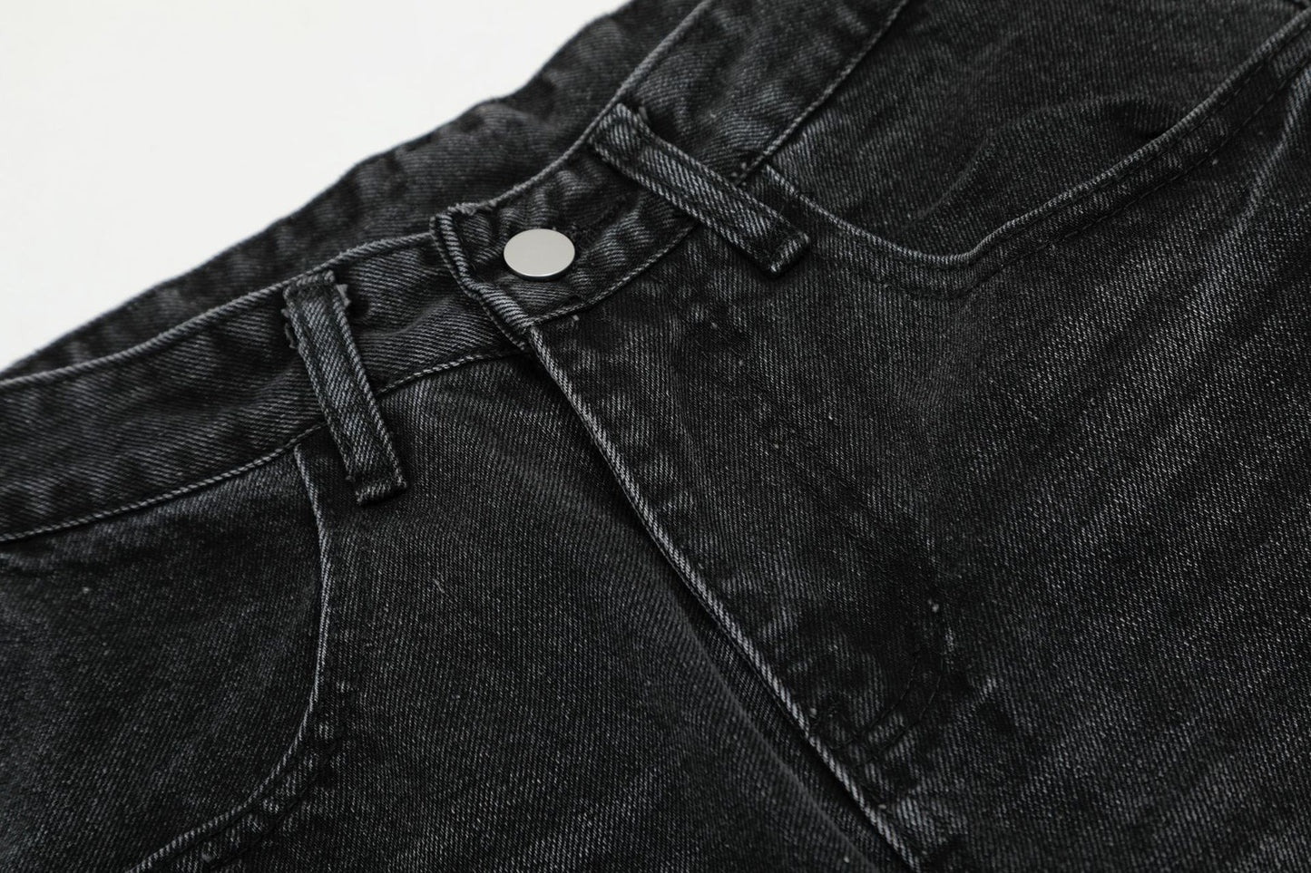 Washed Pleats Curved Denim Jeans WN25487