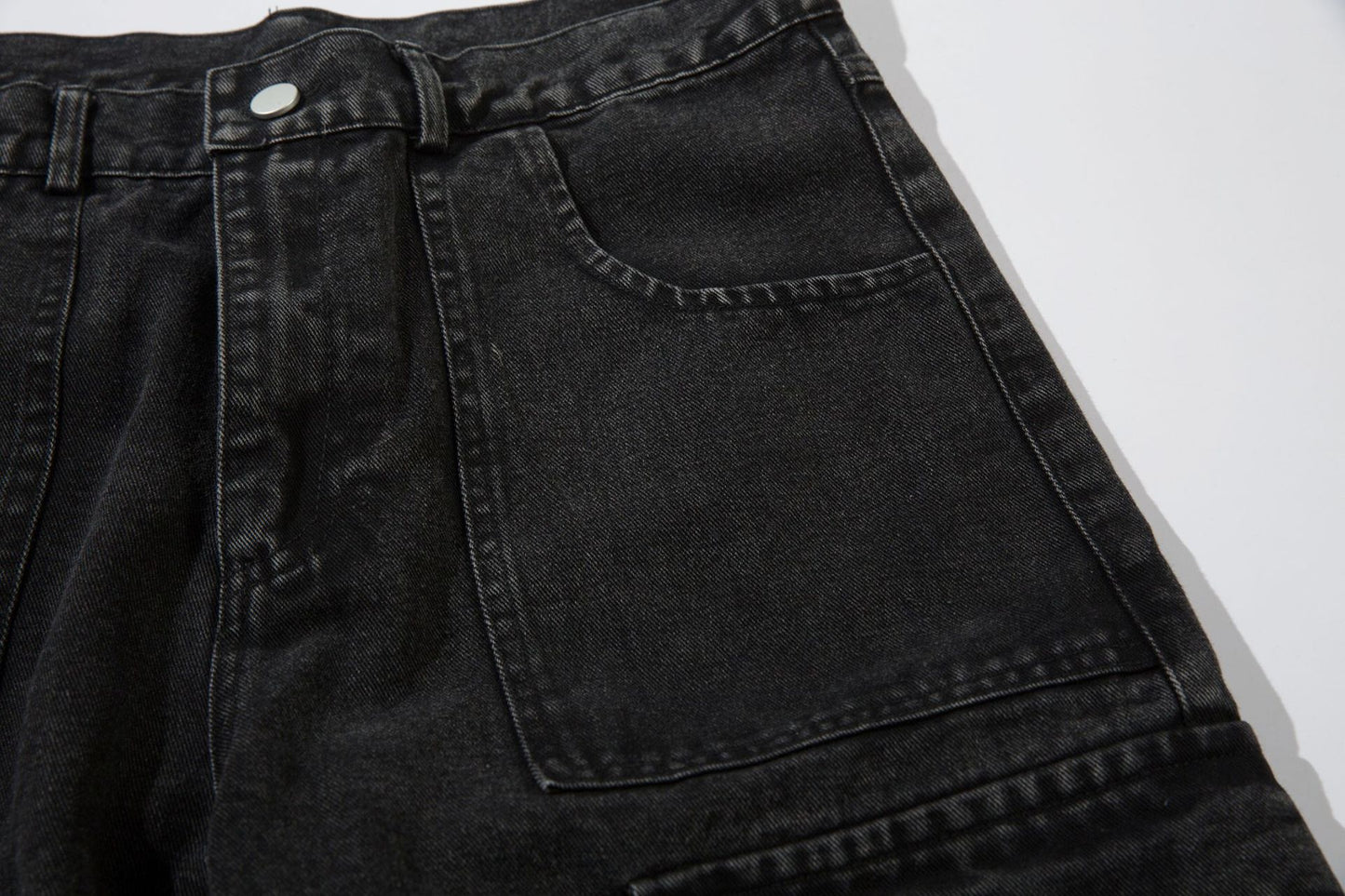Washed Eyelet Cargo Denim Jeans WN25447