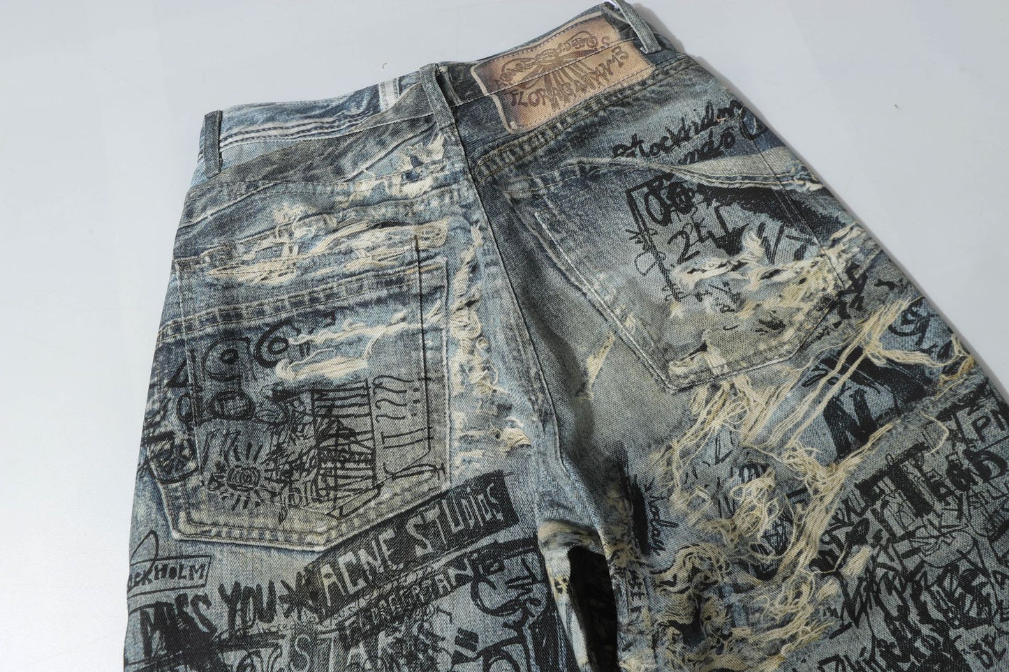 3D Graffiti Print Washed Wide Leg Denim Jeans WN18595