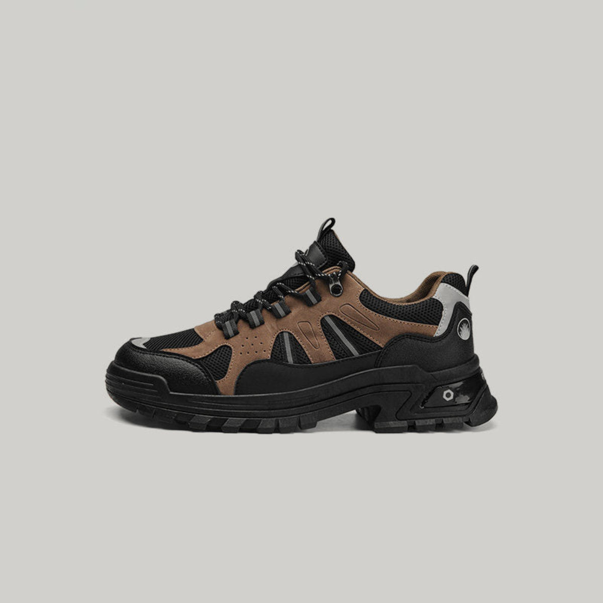 Outdoor Panel Lace-Up Sneakers WN23450