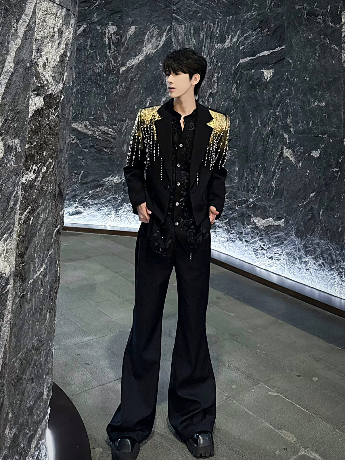 Gradient Pearl Beads Cropped Jacket WN28122