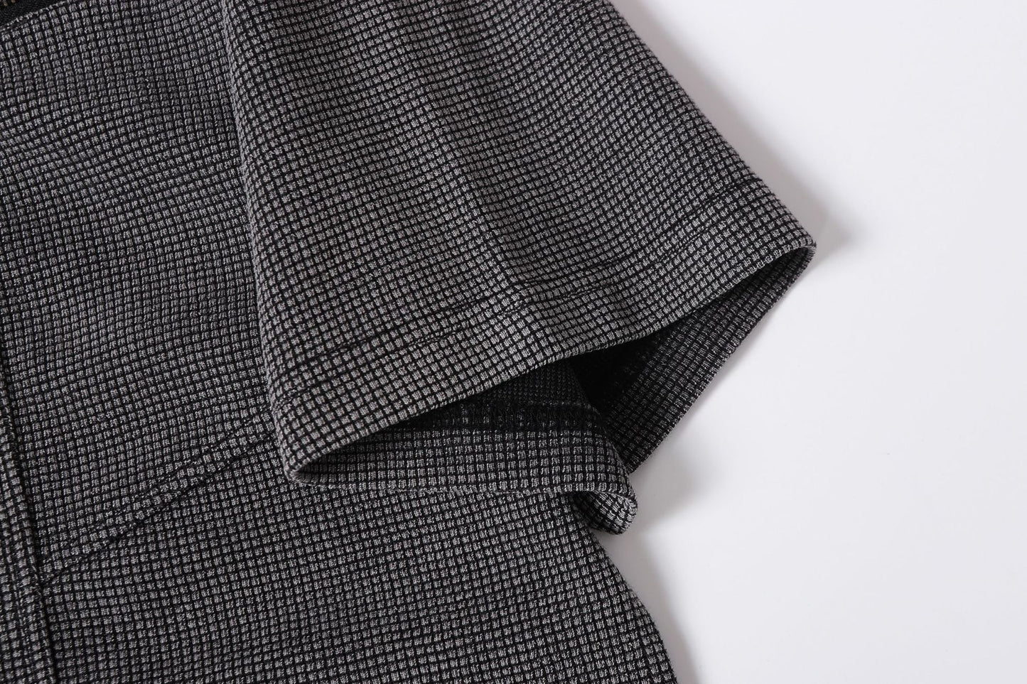Half-Open Collar Check Wash Damage Short Sleeve T-Shirt WN25643