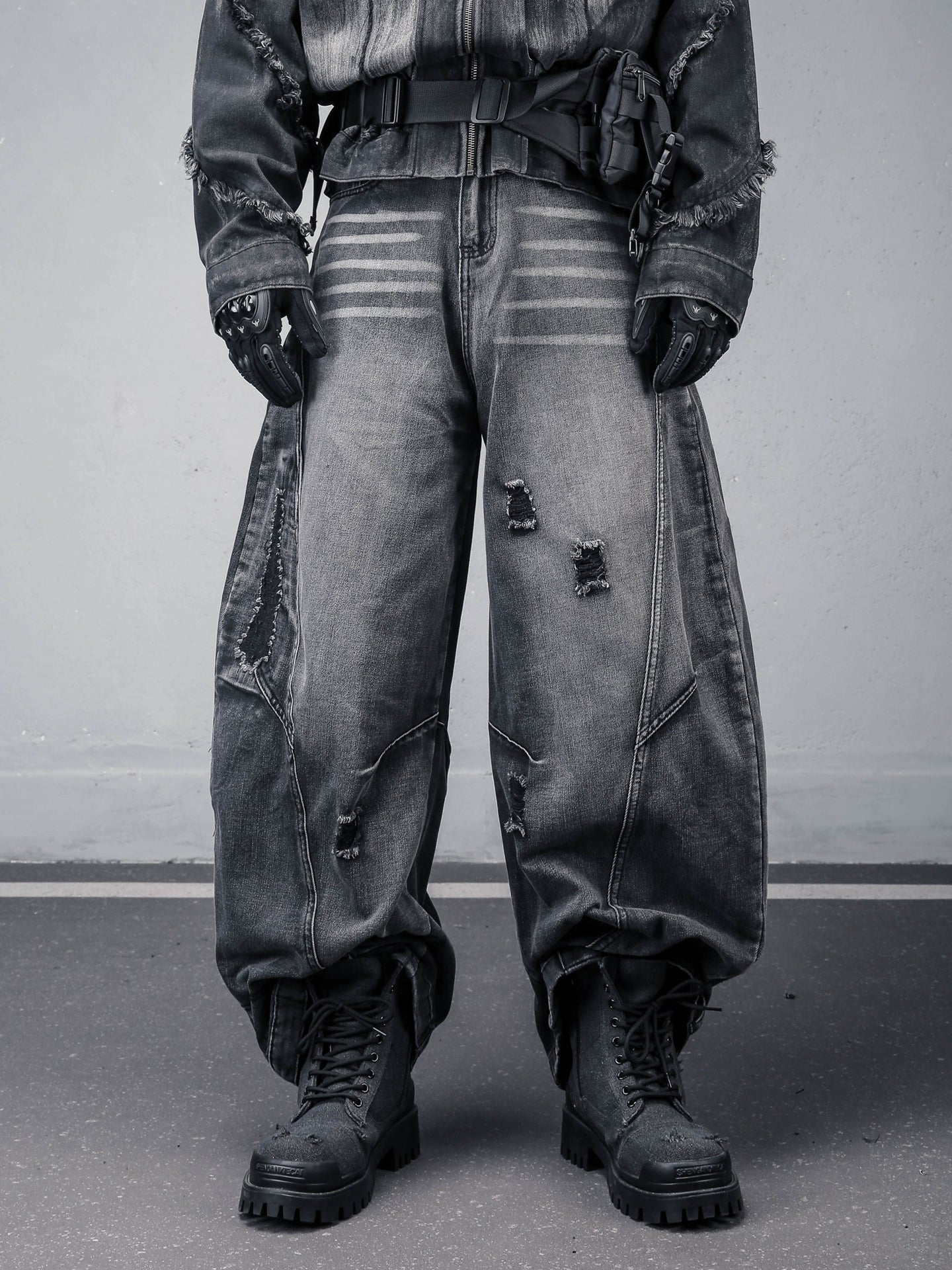 Damage Wash Wide Leg Denim Jeans WN22307