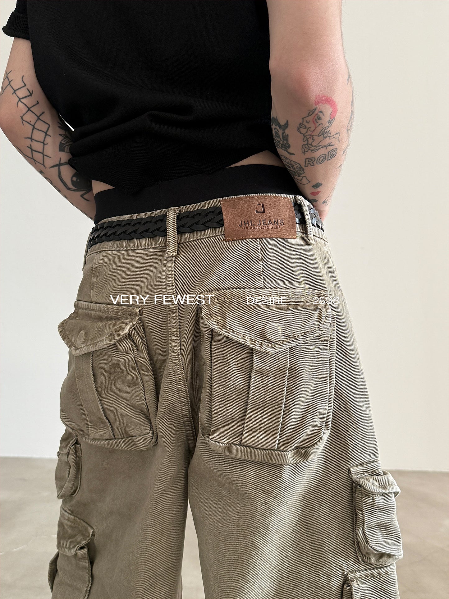 Washed Wide-Leg Straight Cargo Pants WN15287