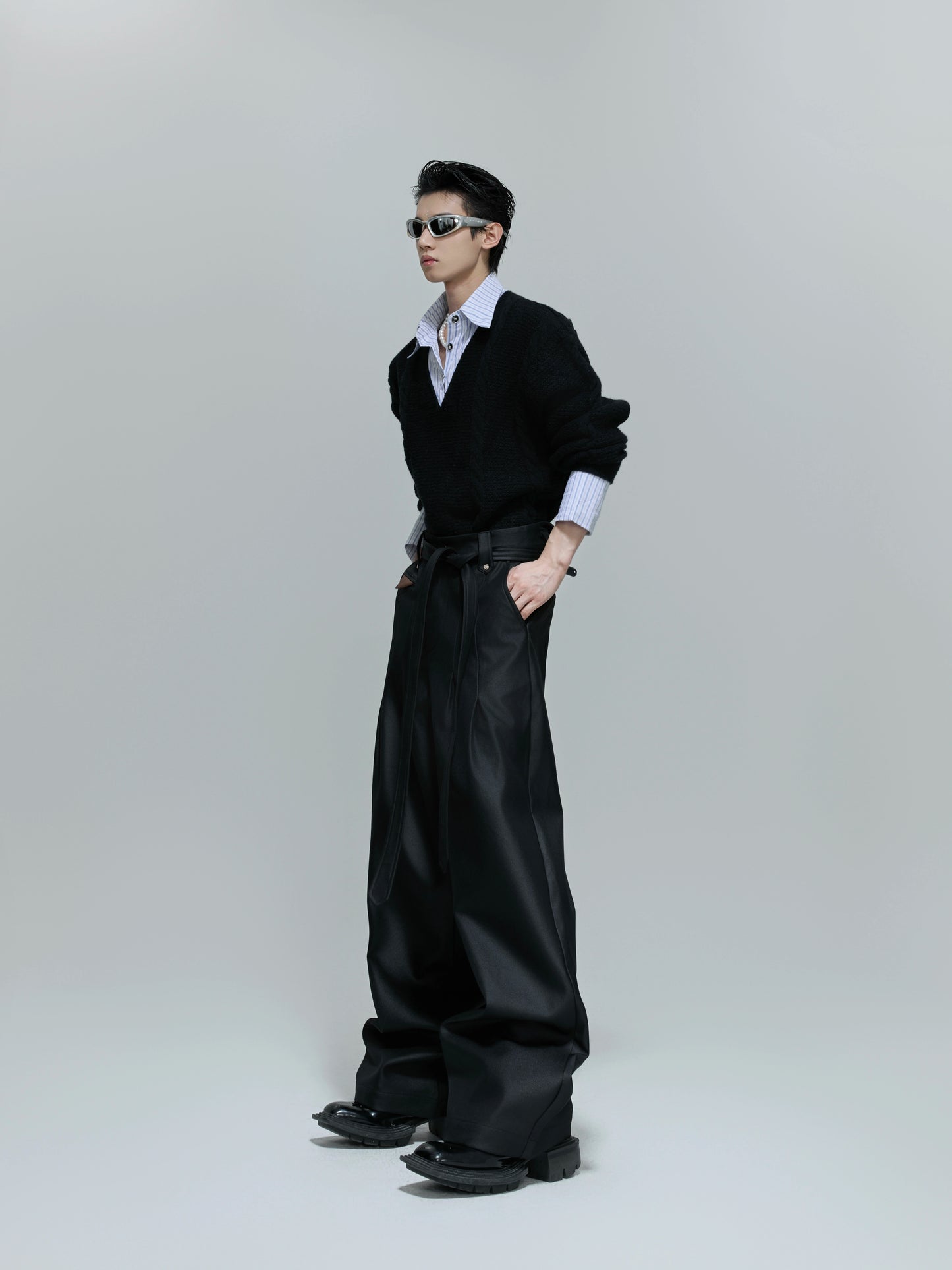 Glossy Pleated Straight Belted Trousers WN21701