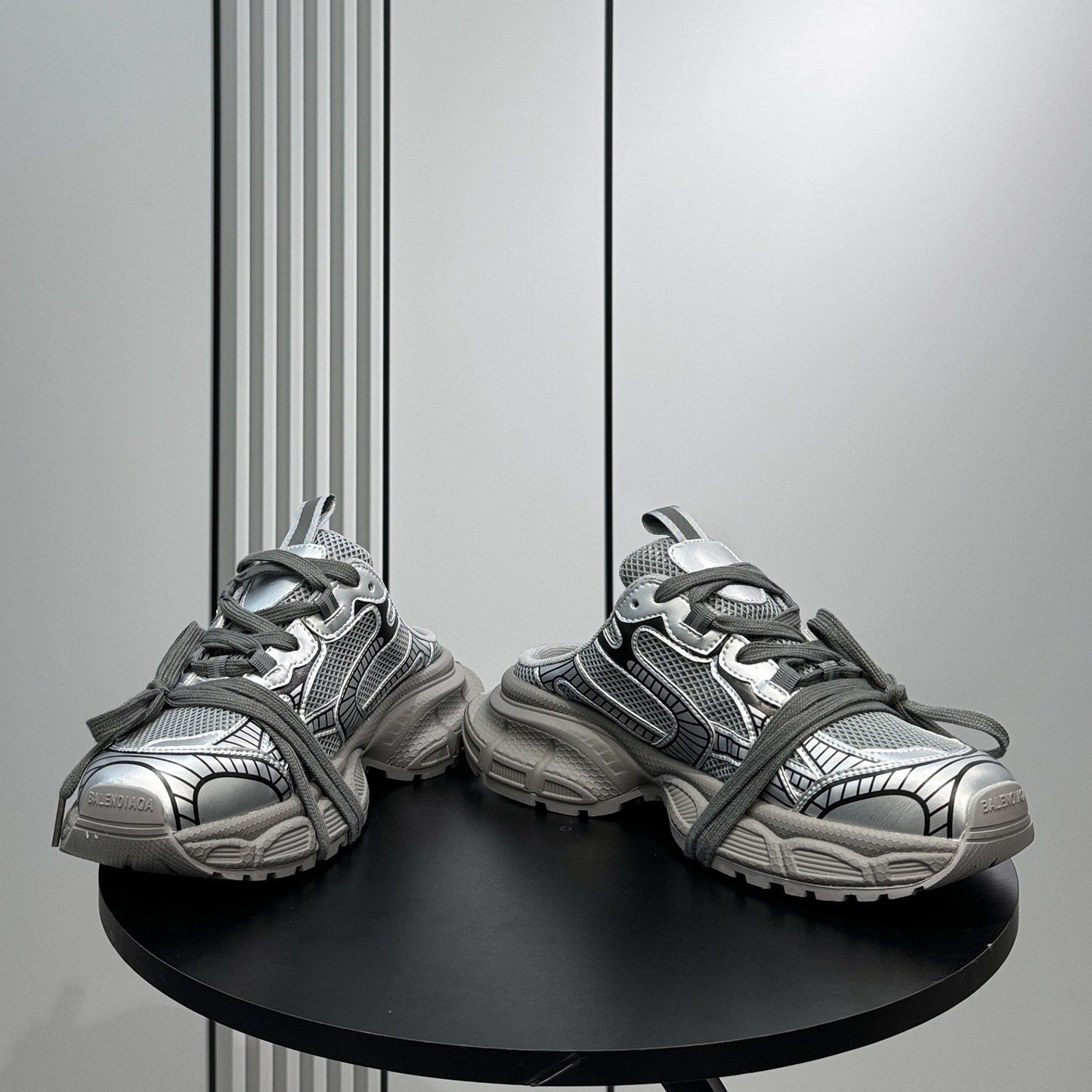 Metallic Panel Rope Lace Slip-On Shoes WN24630