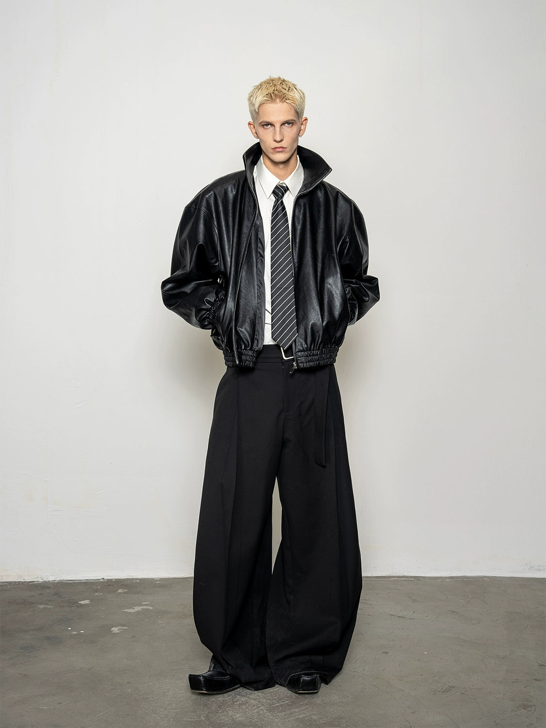 Inverted Pleats Wide Leg Trousers WN20876