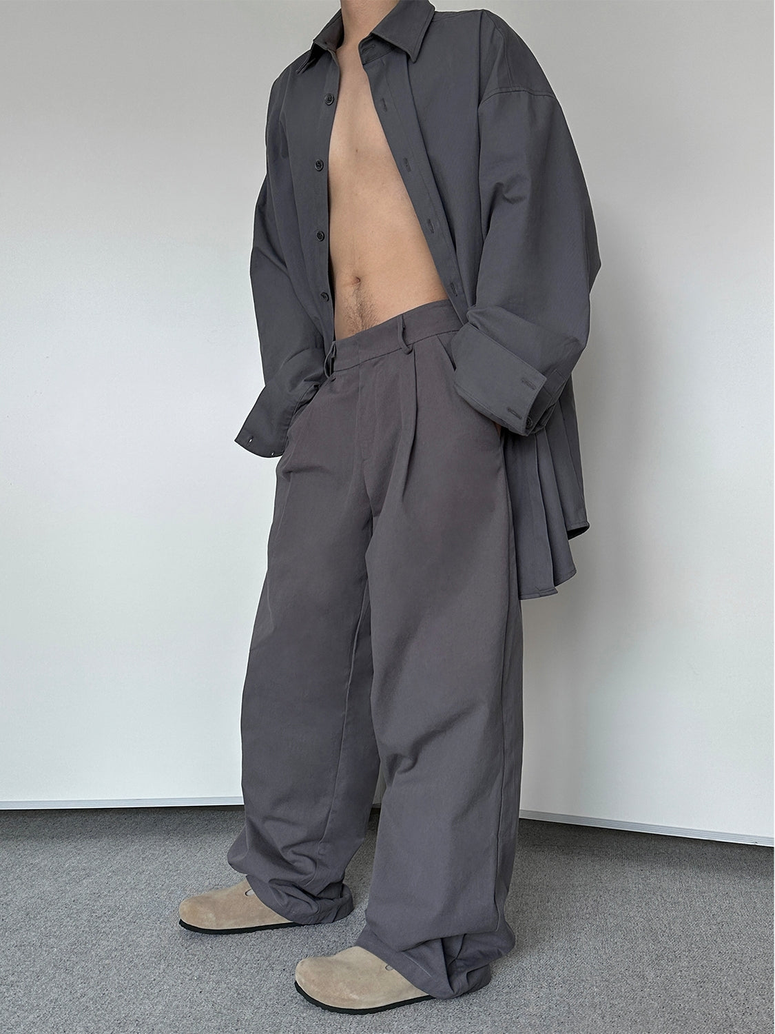 Pleats Relaxed Wide-Leg Trousers WN15154