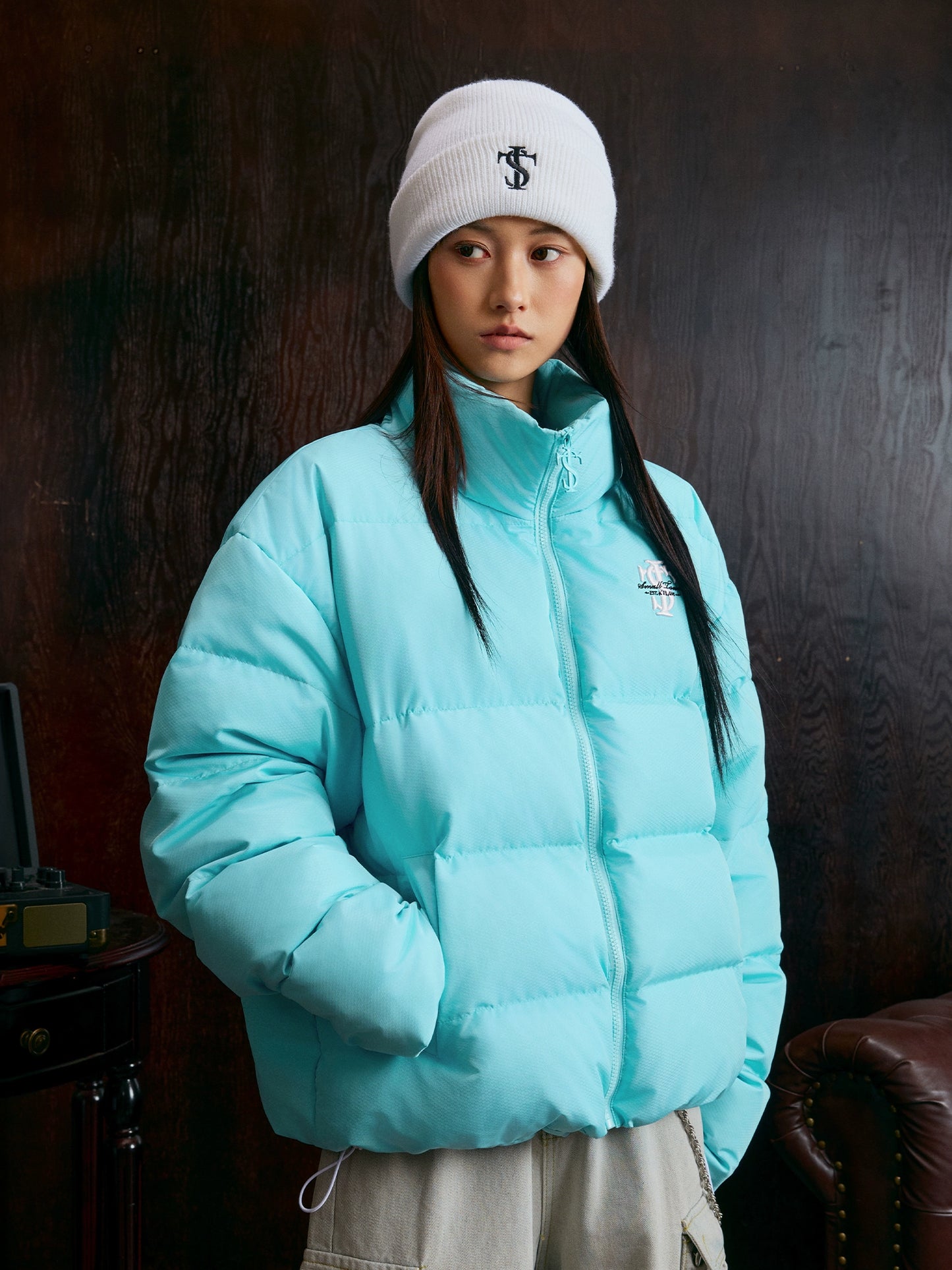 Letter Design White Duck Down Jacket WN12032