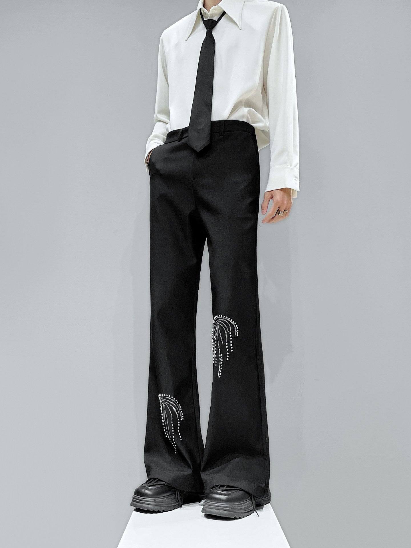Bead Embellished Flare Trousers WN23942