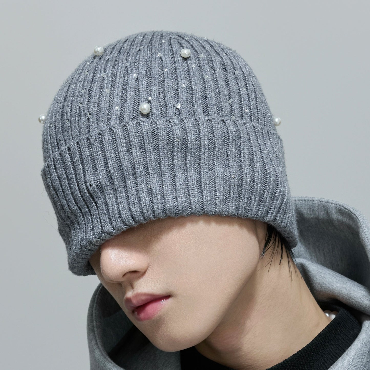 Sequin Pearl Knit Furry Hat WN21710
