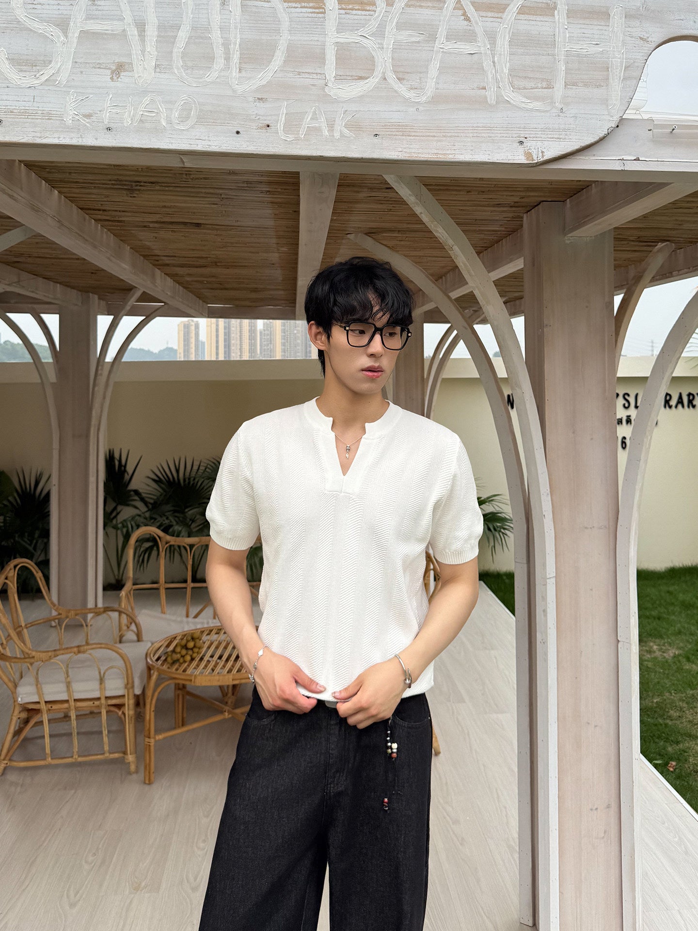 Texture V-Neck Knit T-Shirt WN24918