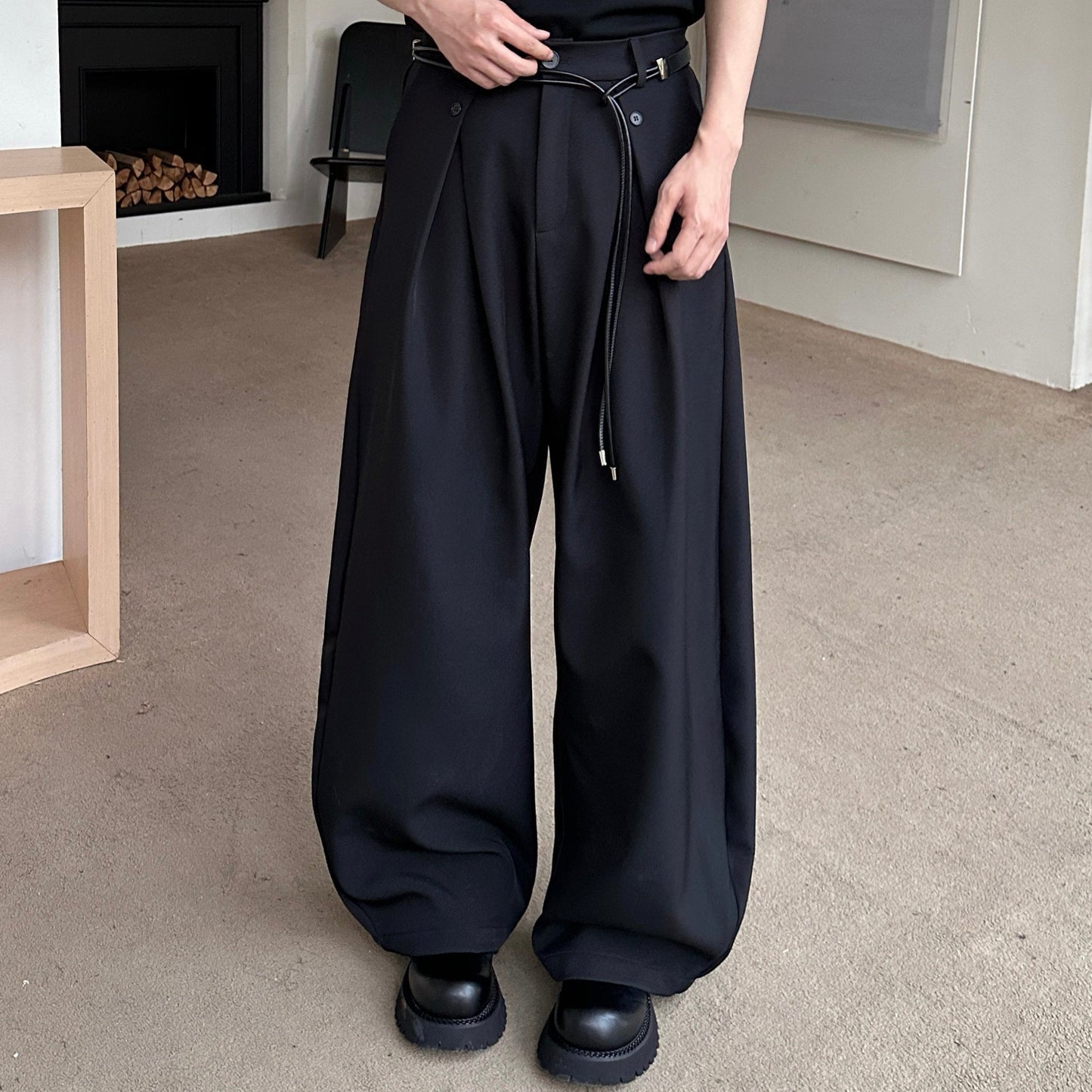 Deconstructed Pleats Draped Wide Leg Trousers WN25250